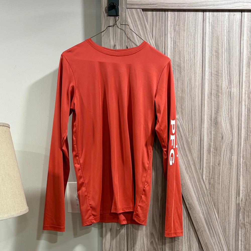 Columbia Omni-Shade Red Shirt